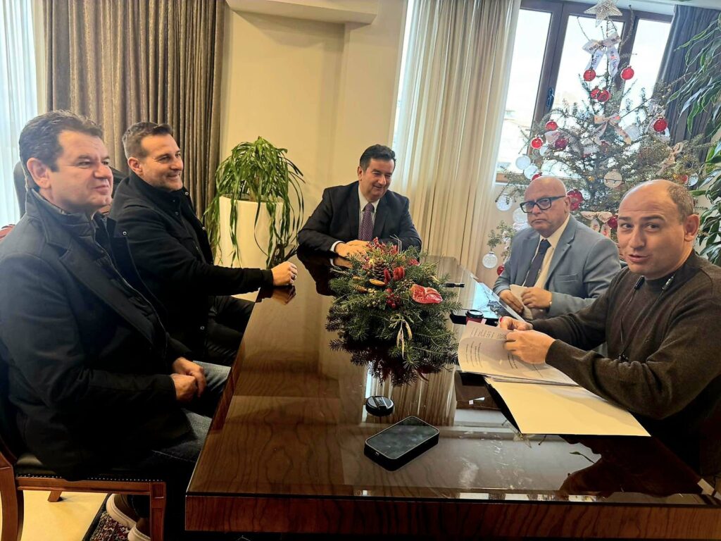 608170359 122286545480225380 3866510690631519946 n